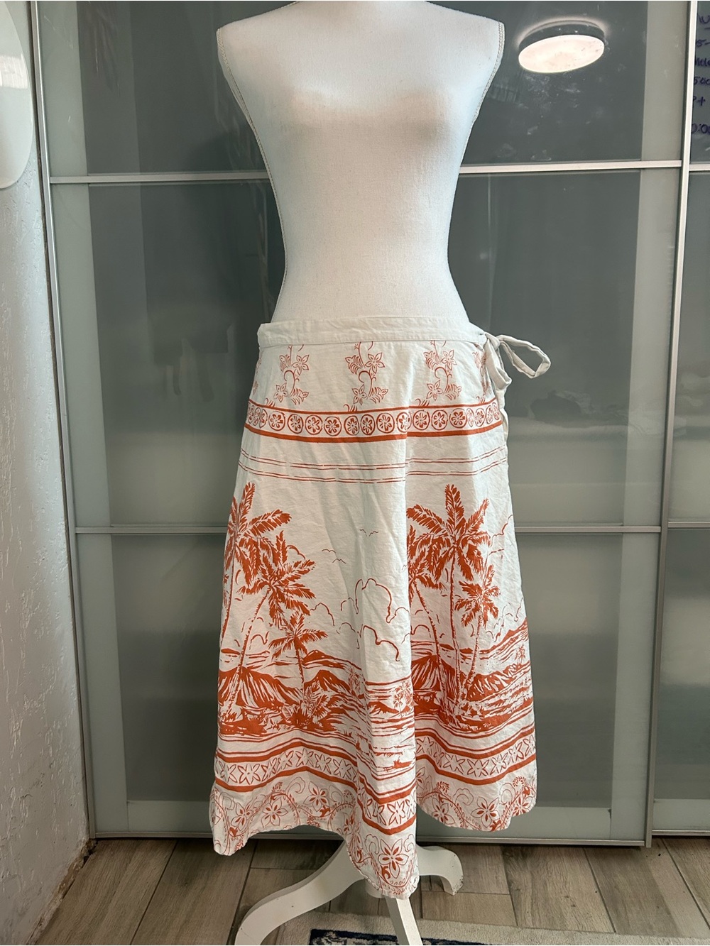 Roxy White and Orange Tropical Print skirt